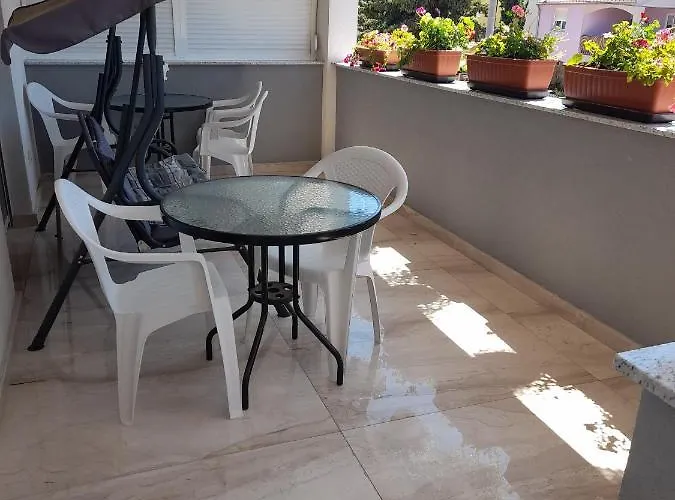 公寓 With Parking Space - 21598