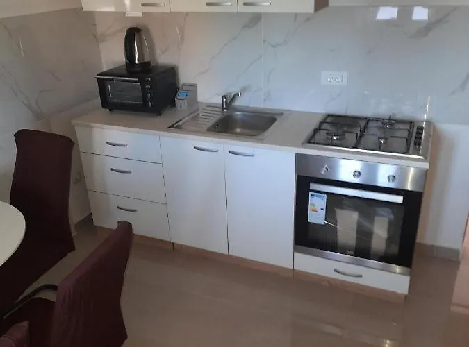 With Parking Space - 21598 * 扎达尔